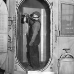 GAS KOJIM SU NACISTI SPROVODILI NAJGORA DELA ULAZI U UPOTREBU U AMERICI! CIKLON B ZA OSUĐENIKE