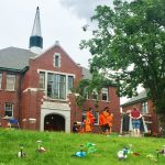 UŽASAVAJUĆE! U KANADI PRONAĐEN 751 DEČIJI GROB! Neka deca su imala tri godine kada su nastradala! Katolička crkva ćuti