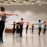 Nema mesta za bockane! Učiteljica plesa u Francuskoj zabranila časove bockanim učenicima.