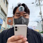 Upoznajte TREĆE OKO, pomagalo koji onima koji bulje u telefon pomaže da ne udare u prepreku! (VIDEO)