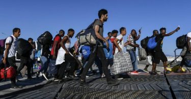 GRČKA zabranila ulaz migrantima koji dolaze iz PRAVCA Turske