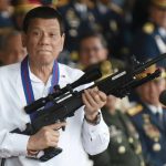 MANIJAK! Predsednik Filipina zapretio narodu: Ili ćete primiti vakcinu ili zatvor