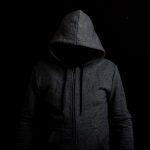 Kako se odmotava klupko zamotano u kineskoj laboratoriji polako se dolazi i do značajnih imena i činilaca koji su pokušali da preseku nit i izbegnu odgovornost