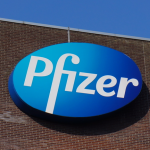 Fajzer počeo sa testiranjem vakcine kod dece od 6 meseci do 12 godina!