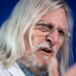 ČUVENI FRANCUSKI INFEKTOLOG DIDIER RAOULT POZVAO NA VAKCINACIJU! SVET U ČUDU NAKON NJEGOVOG OGLAŠAVANJA