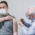 PREMIJER LUKSEMBURGA ZAKAČIO KORONU A VAKCINISAO SE: U OZBILJNOM JE ALI STABILNOM STANJU