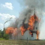 JOŠ JEDNA CRKVA U KANADI IZGORELA DO TEMELJA!