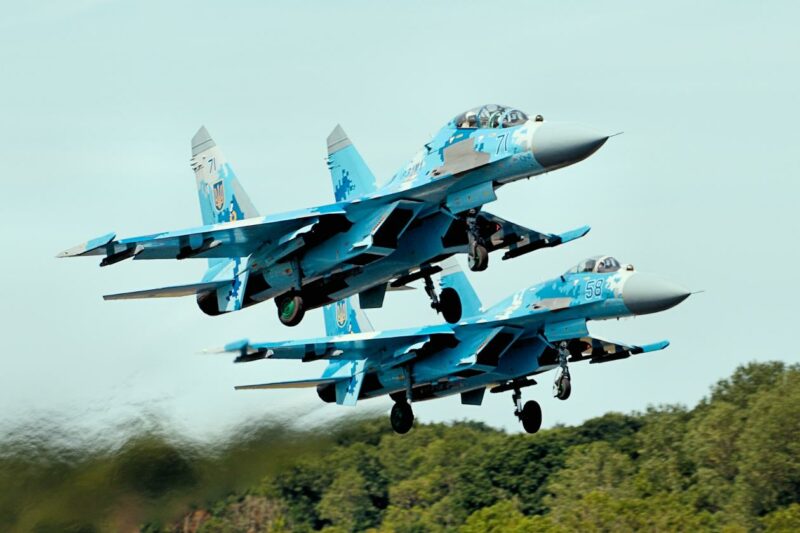  RUSKI AVIONI SU-27 INTERVENISALI, SITUACIJA IZNAD CRNOG MORA VEĆ DOVOLJNO USIJANA(VIDEO)
