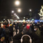 DEMONSTRANTI U BEČU: SVETLOM PROTIV COVID MERA