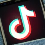 PREKO TikToka DECI ISPIRAJU MOZAK SA TRANSRODNIM SADRŽAJEM MILIONSKIH PREGLEDA