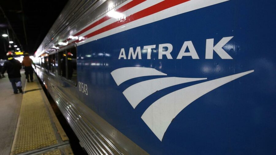  SVE VEĆI BROJ KOMPANIJA OBUSTAVLJA OBAVEZNU VAKCINACIJU, UKLJUČUJUĆI BOLNICE I AMTRAK