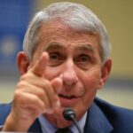 FAUČI ISPROZIVAO RODITELJE KOJI NE VAKCINIŠU SVOJU DECU PROTIV COVID-a