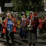 DEMONSTRANTNI U IZRAELU DOŠLI NA KUĆNI PRAG PREMIJERA NAFTALIJA BENETA