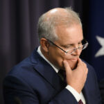 MINISTAR ZDRAVLJA NOVOG JUŽNOG VELSA POSTAJE ŽRTVA COVID ŠALE KOJA MU JAVLJA SVAKI DAN DA JE POZITIVAN NA COVID-19