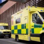 BRITANIJA: PRIZNAJU DA SU POGREŠILI ZA OKO 75.000 SMRTNIH SLUČAJEVA POVEZANIH SA OMIKRONOM