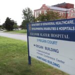 NEMAJU LJUDSTVO! ZDRAVSTVENI CENTAR U AMERICI OTVARA VRATA OSOBLJU KOJE JE ZARAŽENO COVID-om