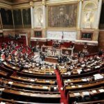 PRETNJE SMRĆU FRANCUSKIM POSLANICIMA ZBOG KOVID PROPUSNICA