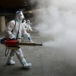 KINA ZATVARA VRATA LJUDIMA, STANOVNICI SIANA PLAČU ZA HRANOM