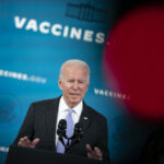 SUDIJA U AMERICI DONEO NACIONALNU ZABRANU BAJDENOVE OBAVEZNE VAKCINACIJE