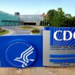 CDC PODACI O VAKCINAMA PROTIV KOVIDA: PREKO MILION NEŽELJENIH REAKCIJA, 21.000+ SMRTNIH SLUČAJEVA