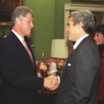 EKSKLUZIVNO: DŽEFRI EPŠTAJN POVEO OSAM MLADIH ŽENA SA SOBOM NA SVOJA PUTOVANJA DA VIDE BILA KLINTONA U BELOJ KUĆI