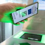 IZRAEL PLANIRA DA UKINE KOVID PROPUSNICE UPRKOS REKORDNOM BROJU ZARAŽENIH