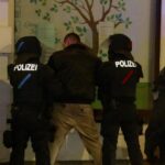 NEMAČKA: JOŠ JEDAN PROTEST PROTIV KOVID TIRANIJE POD PALICOM POLICIJSKOG NASILJA