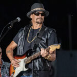 KID ROK OBJAVIO NOVU HIMNU SLOBODE! NAGAZIO FAUČIJA, KOVID TIRANIJU I BAJDENA