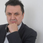 VETERINAR MILANKO ŠEKLER POZIVA DRŽAVU DA VAKCINIŠE ŠKOLARCE SA SVIM MOGUĆIM VAKCINAMA