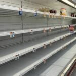 PRAZNI RAFOVI U SUPERMARKETIMA U BUENOS AIRESU ZBOG OMIKRONA (VIDEO)