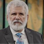 POSLE CENZURE NA TVITERU I LinkedIn ZABRANIO DR ROBERTA MALOUNA