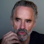 POBUNA VAKCINISANIH! DŽORDAN PETERSON UPUTIO PORUKU PREMIJERU KANADE: UZMI SVOJ BUSTER, MENE BI MORAO DA UBIJEŠ DA JE PRIMIM