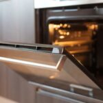 GRCI SAVETUJU GRAĐANE DA SE GREJU SA POLUOTVORENOM RERNOM