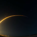 EKSPERTI UPOZORAVAJU DA ĆE RAKETA SpaceX KOJA JE VAN KONTROLE UDARITI U MESEC