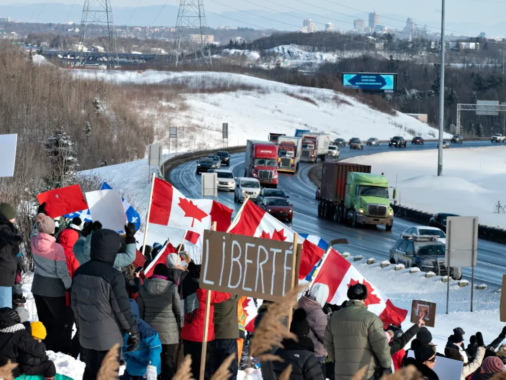 HIT! MEJNSTRIM MEDIJI POKUŠAVAJU DA OKRIVE RUSE ZA PROTEST KANADSKIH KAMIONDŽIJA