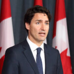 KAO MAKRON! TRUDO PREBACUJE SVU KRIVICU NA NEVAKCINISANE! IZAZIVA DALJE PODELE