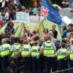 Novozelandska policija pušta Makarenu kako bi antagonizovala demonstrante