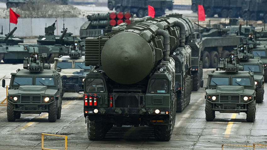  Kijev tvrdi da je oko 150.000 ruskih vojnika na granici! Putin isprobava nukleani napad