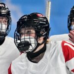 Šta se desi kada su mozgovi isprani! Nosili maske tokom cele utakmice u Pekingu