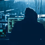 VELIKI SAJBER NAPAD U UKRAJINI! Srušeni sajtovi nekoliko ministarstva, prekinute telefonske veze, banke odsečene!