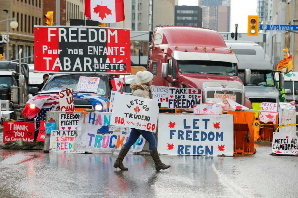 Nastavljaju se protesti u Kanadi! Tamošnja vlast pretila u prazno