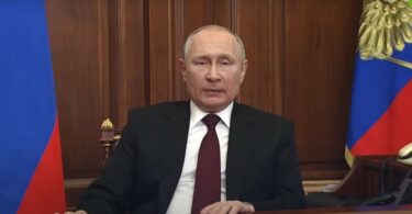 CEO SVET JE OVO ČEKAO! Putinovo obraćanje i priznavanje LNR i DNR (VIDEO)