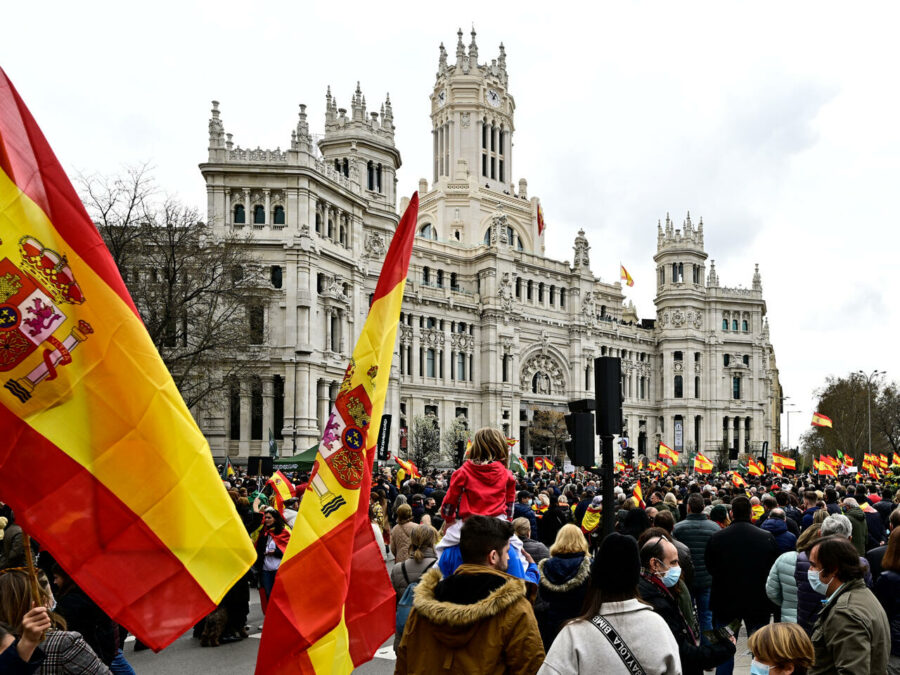  Evropa ključa: Na hiljade ljudi širom Španije protestovalo protiv porasta cena hrane i goriva