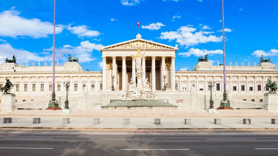  Vlada Austrije suspendovala Zakon o obaveznoj vakcinaciji