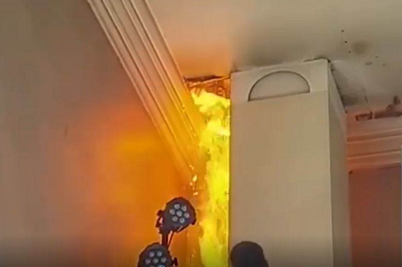  Zapalila se crkva u Letoniji i to za vreme službe na kojoj se promovisala Ukrajina(VIDEO)