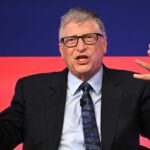 BIL GEJTS predviđa i planira da pametne telefone zameni elektronskim tetovažama na koži