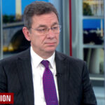 Izvršni direktor Fajzera gura četvrtu dozu za koju priznaje da ne zaustavlja infekciju