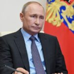 Ron Pol: Da li je Putin novi korona virus?