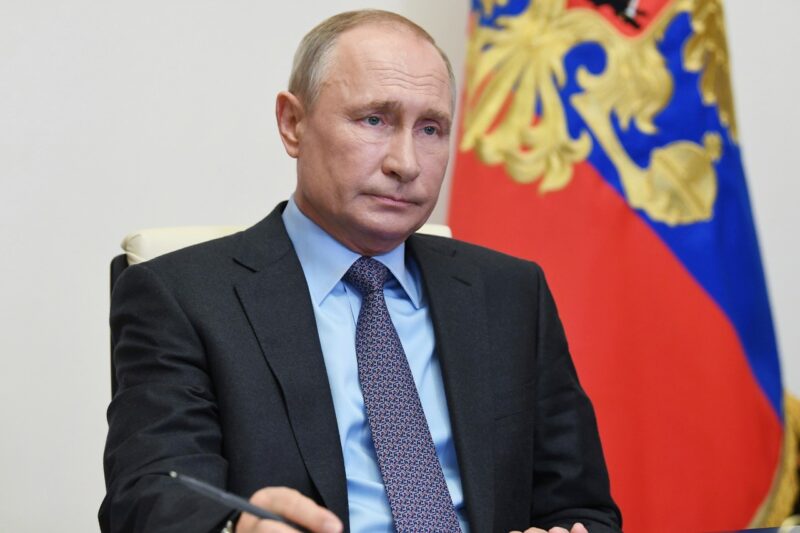  Ron Pol: Da li je Putin novi korona virus?