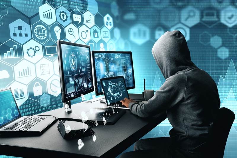  Američki hakeri hakovali kompjutere u Kini da bi napali Rusiju
